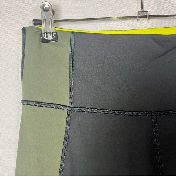 Athleta ASYM Colorblock Tight Supersonic Black Green Athletic Leggings M - Picture 5 of 8